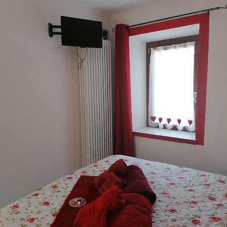 Casa Vacanza La Rosa Vinadio Luaran gambar