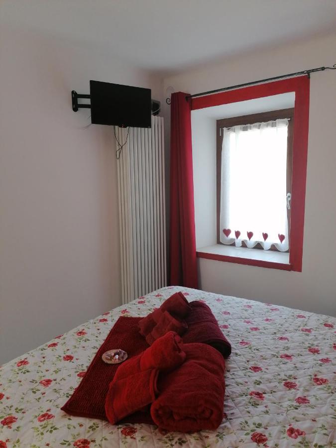 Casa Vacanza La Rosa Vinadio Luaran gambar